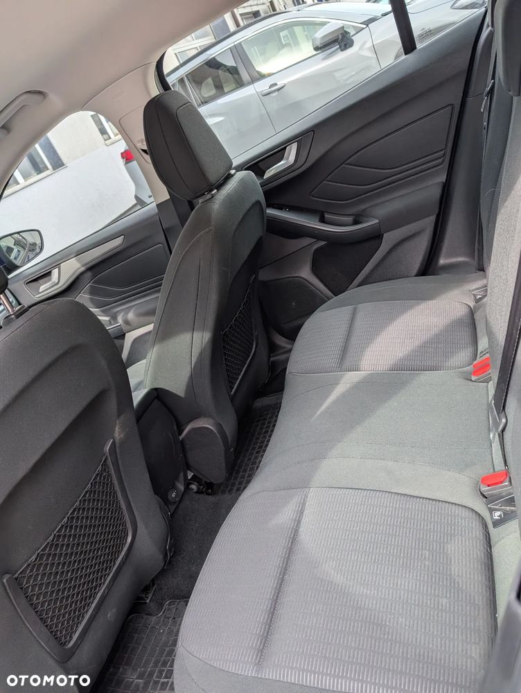 Ford Focus 1.5 TDCi Trend - 11
