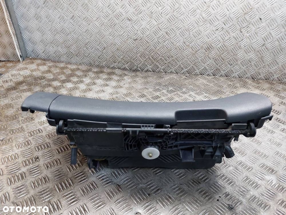 SCHOWEK PASAŻERA SKODA OCTAVIA II 1Z1857097H 1Z1857103 - 2