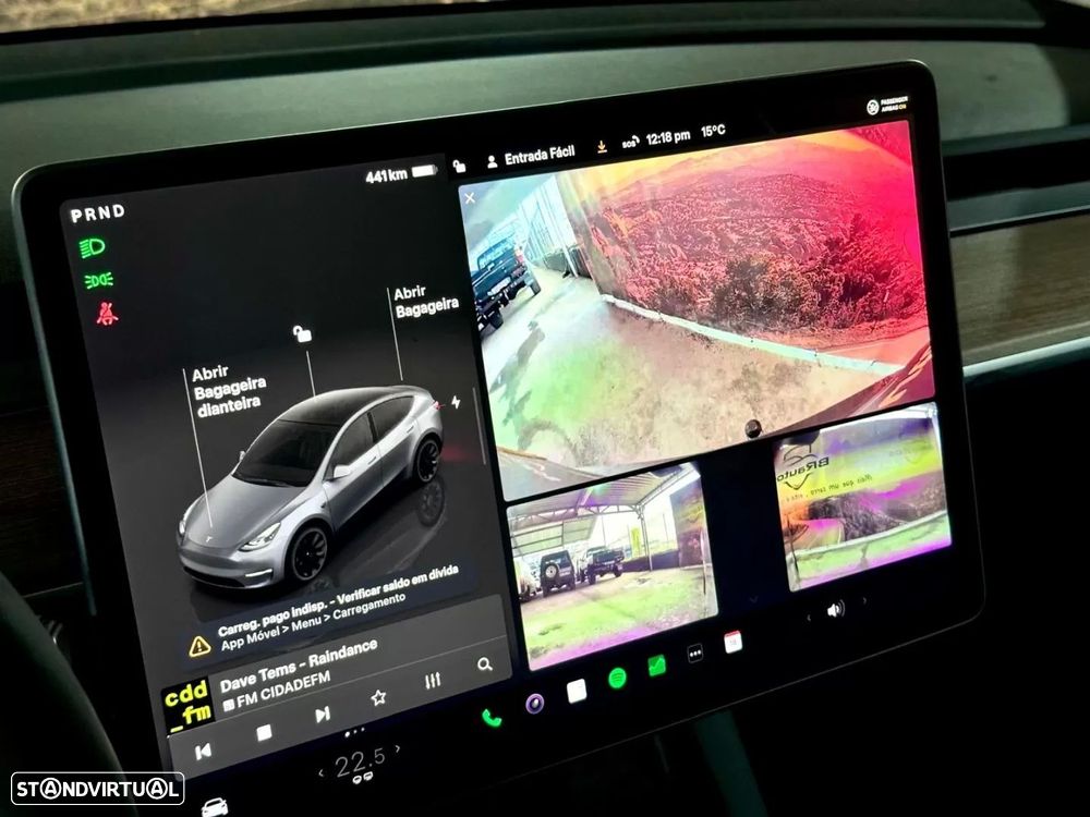 Tesla Model Y Long Range Dual Motor AWD - 32