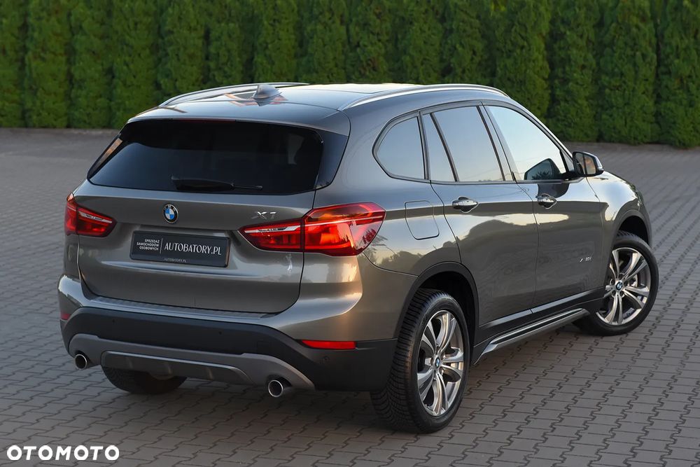 BMW X1 xDrive20d Sport Line - 10