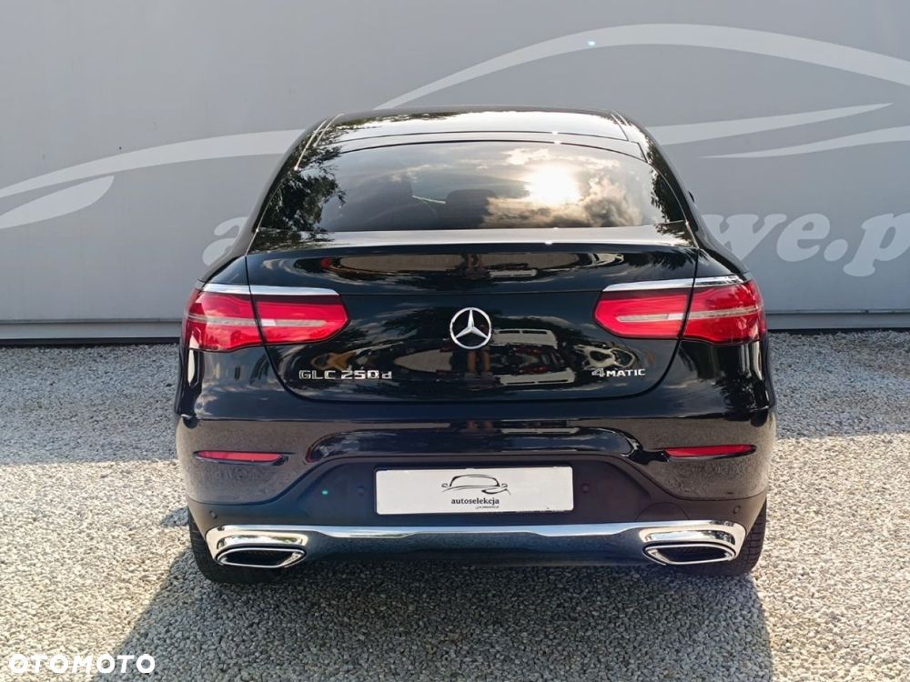 Mercedes-Benz GLC - 15