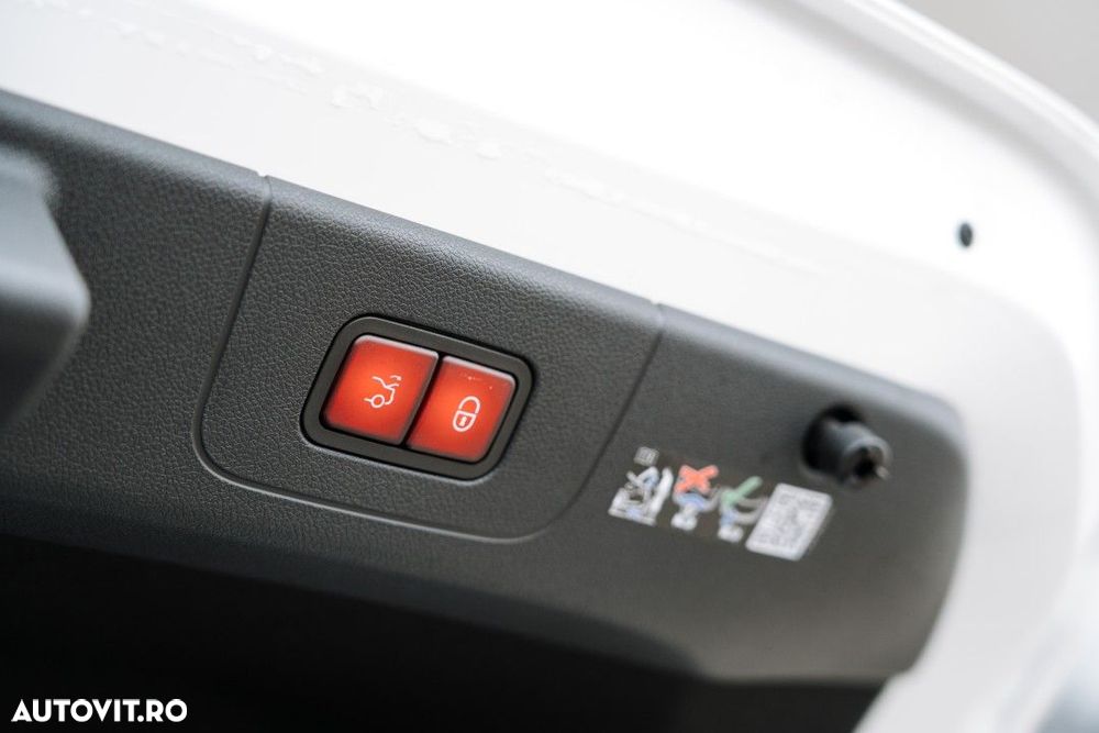 Mercedes-Benz CLA - 29