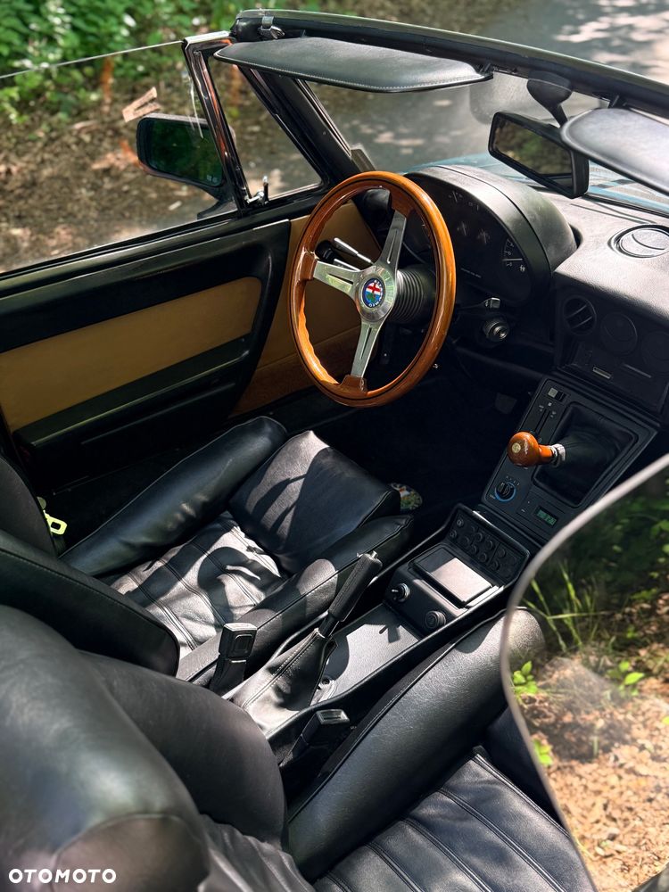 Alfa Romeo Spider - 19