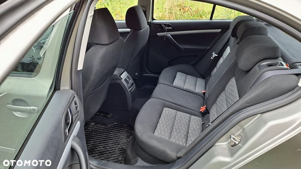Skoda Octavia - 7