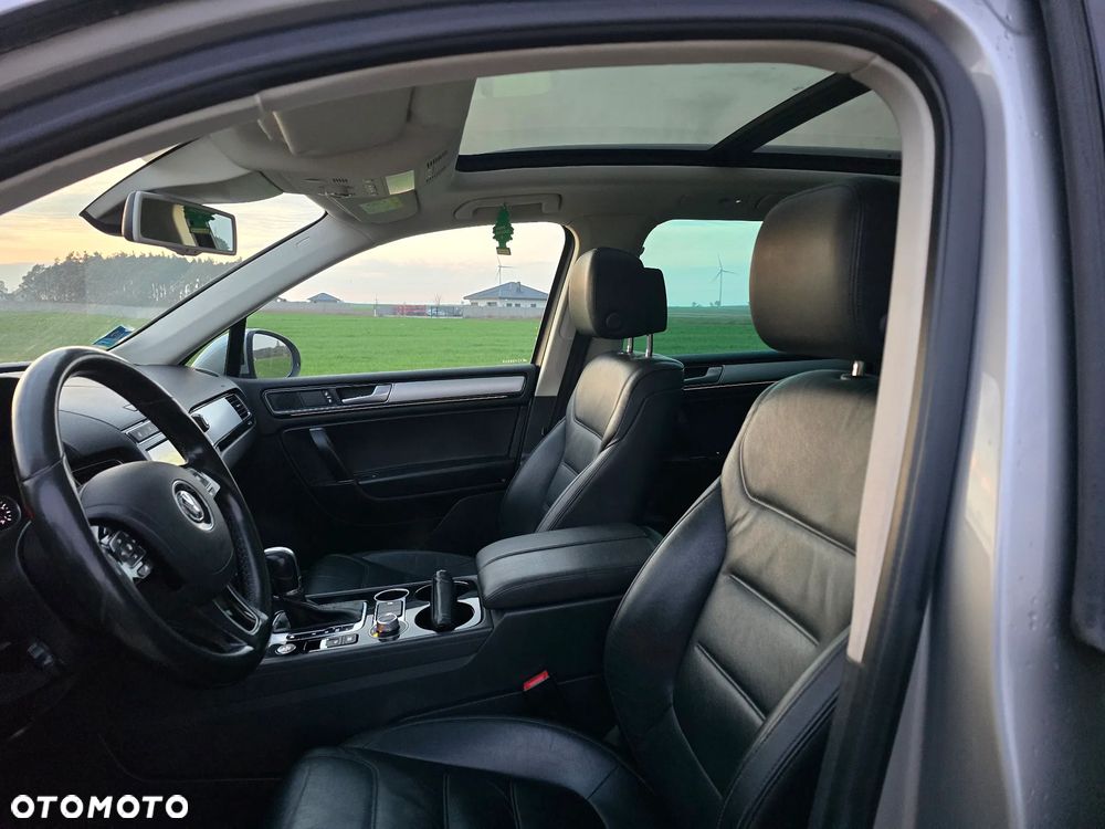 Volkswagen Touareg 3.0 V6 TDI SCR Blue Motion DPF Automatik Exclusive - 14