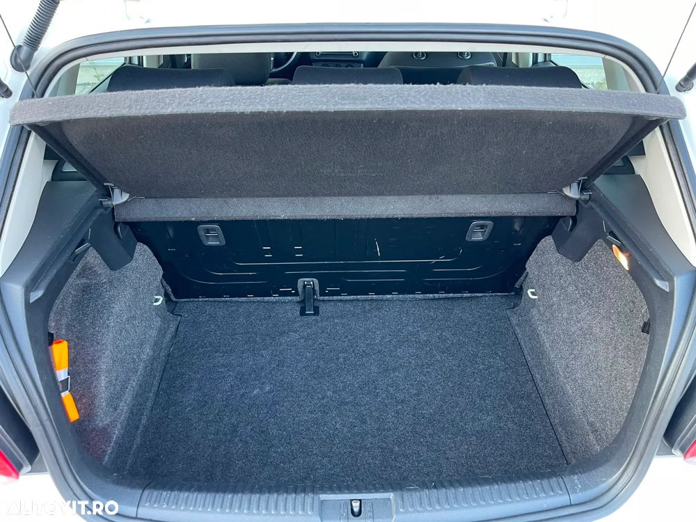 Volkswagen Polo 1.2 TSI Life - 21