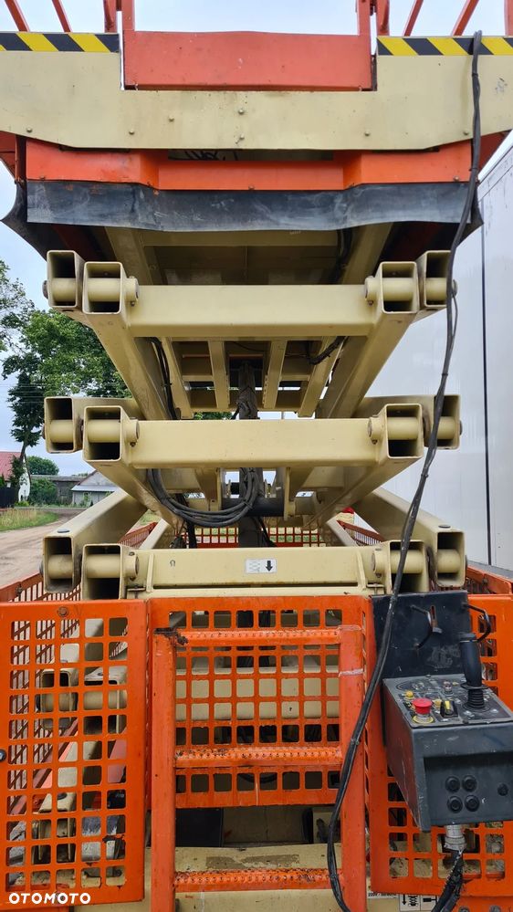 JLG 4069LE Podnośnik Nożycowy  14m Samojezdny Koszowy Zwyżka - 8