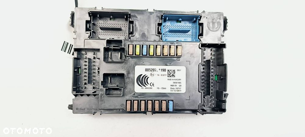 SKRZYNKA BEZPIECZNIKÓW FIAT TIPO II 00520721190 - 2