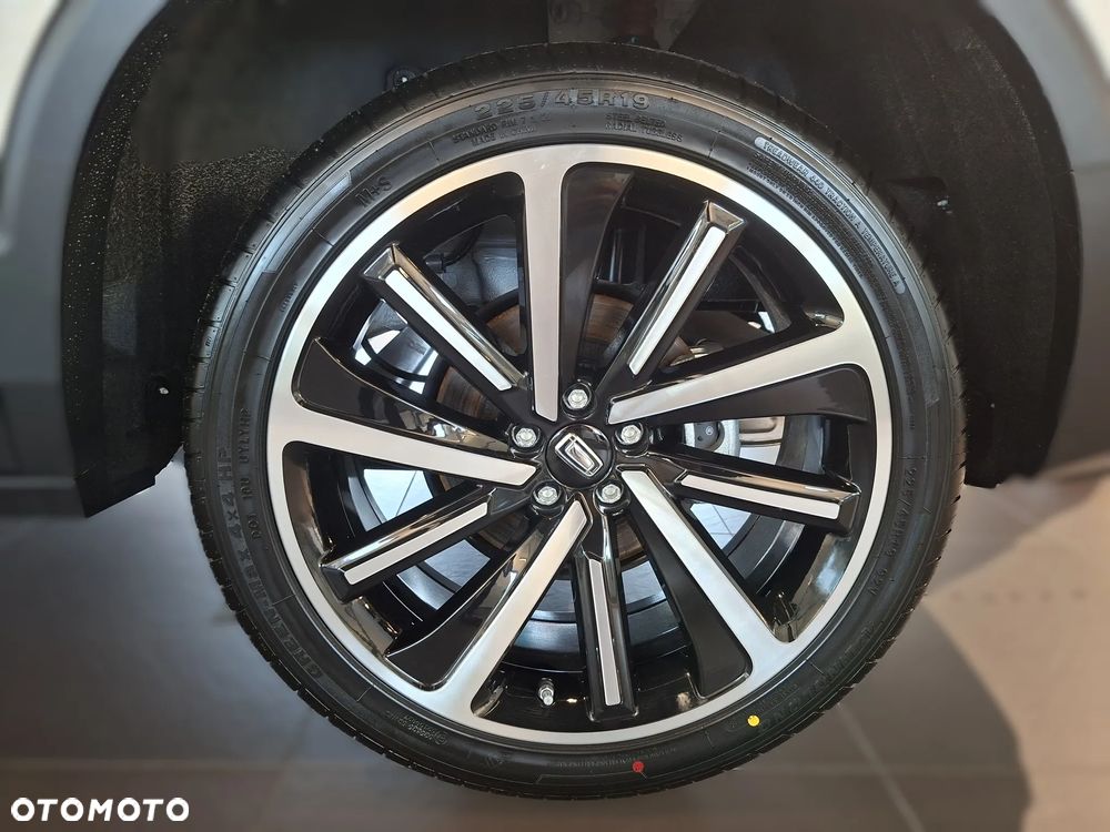 Bestune T77 1.5T Elegance DCT - 6