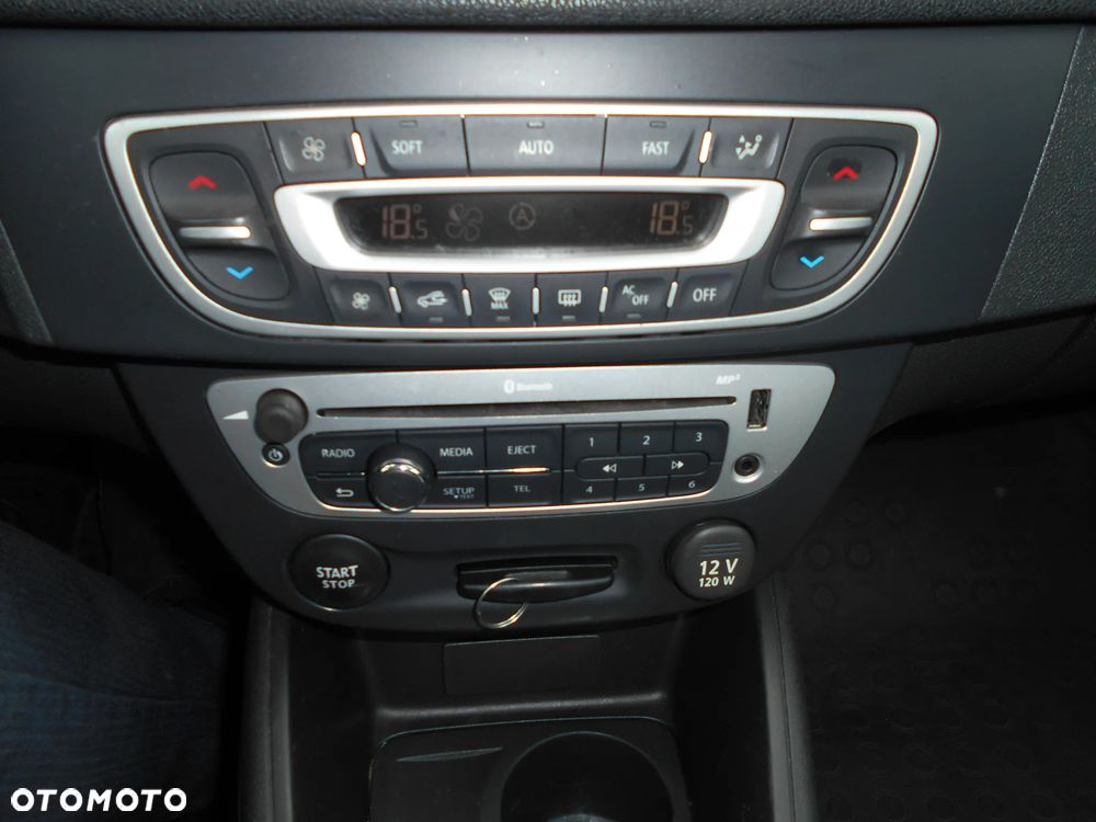 Renault Megane 1.6 16V Style Edition - 8