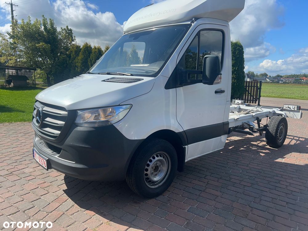 Mercedes-Benz Sprinter - 8
