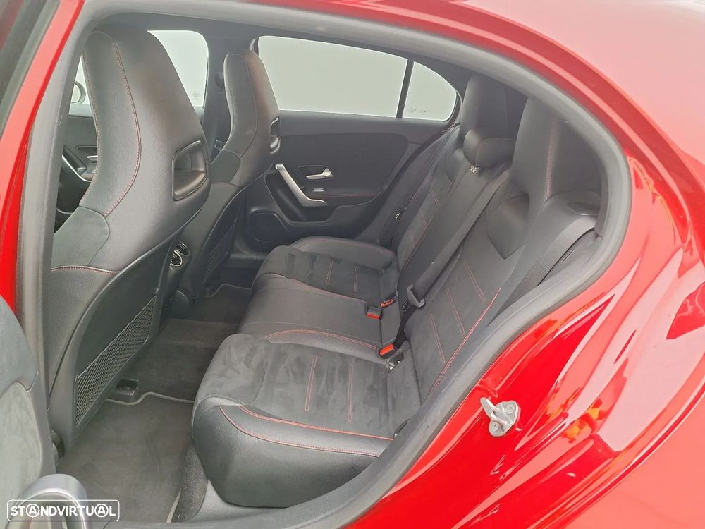 Mercedes-Benz A 250 e 8G-DCT Advanced AMG Line - 10