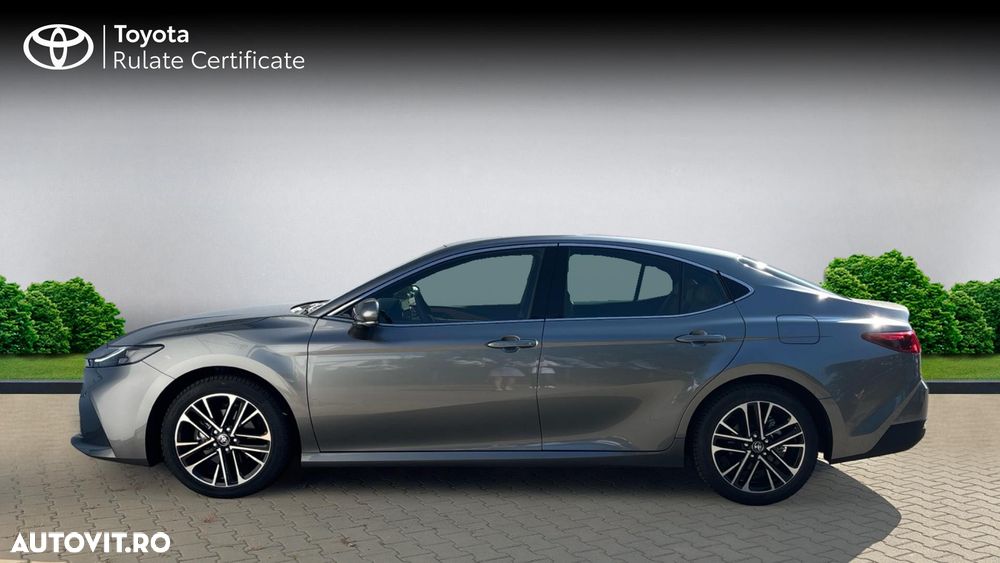 Toyota Camry 2.5 Exclusive - 3