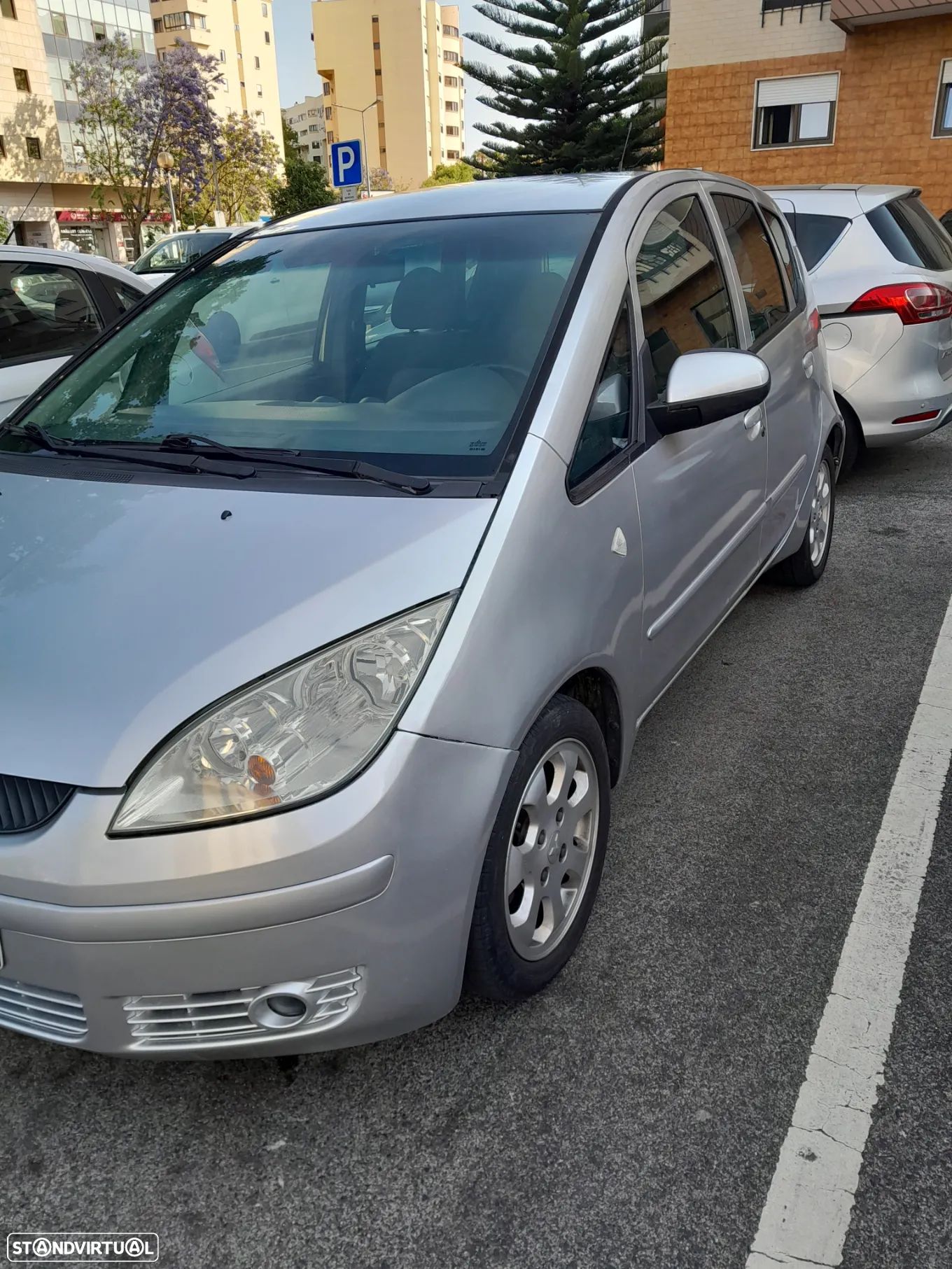 Mitsubishi Colt 1.1 Inform - 1