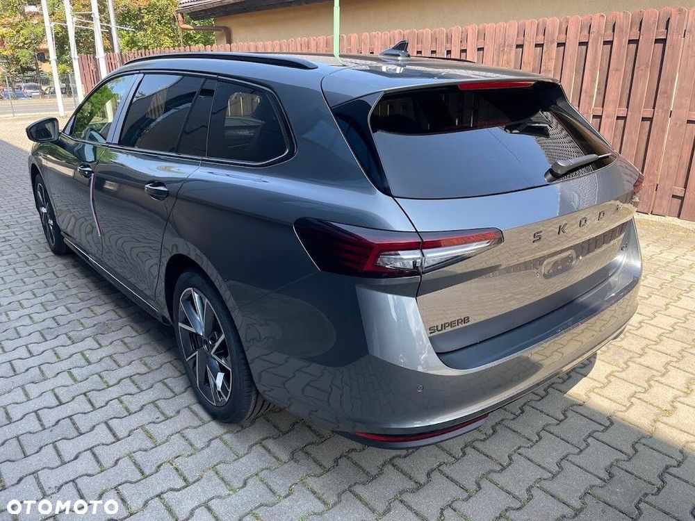 Skoda Superb 2.0 TSI 4x4 Sportline DSG - 4