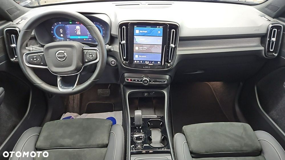 Volvo XC 40 B3 Plus Bright - 13