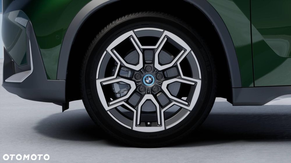 BMW iX1 eDrive20 66.5kWh xLine - 4