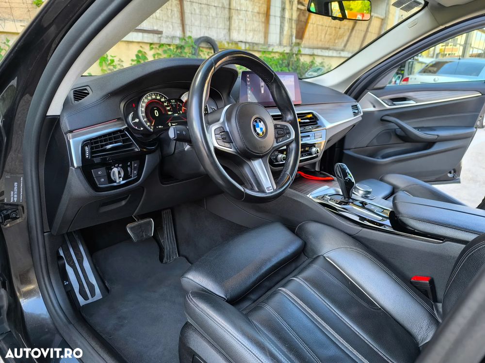 BMW Seria 5 530i xDrive Touring Aut. Luxury Line - 18