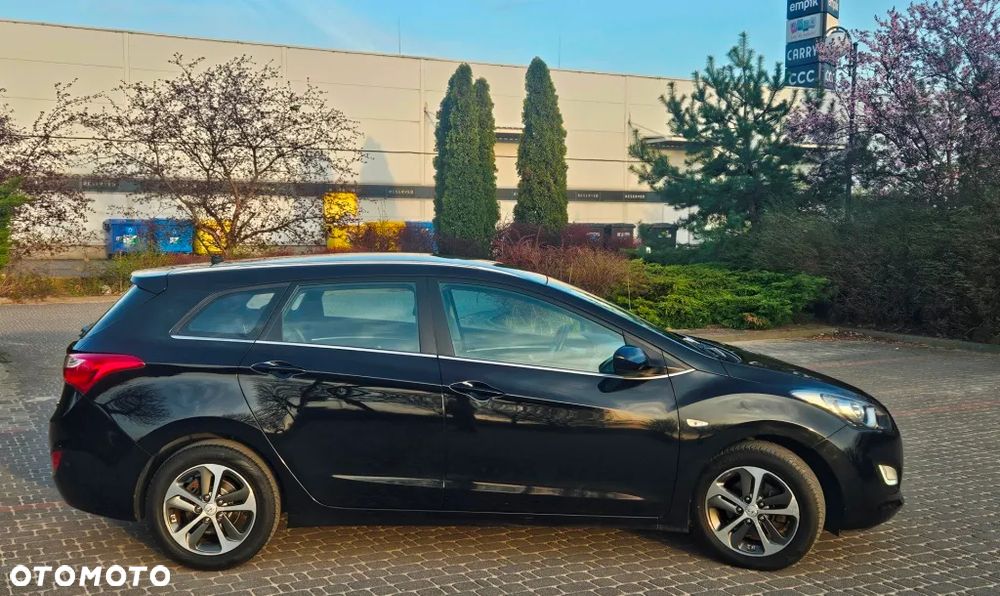 Hyundai i30 1.4 Select - 4