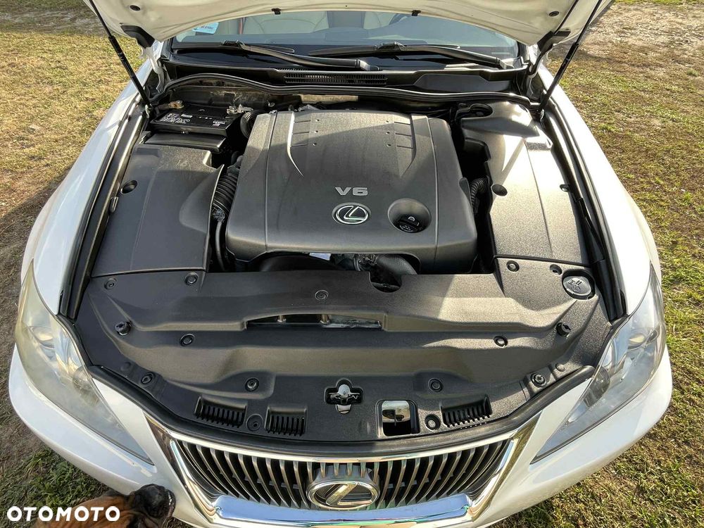Lexus IS 250 - 9