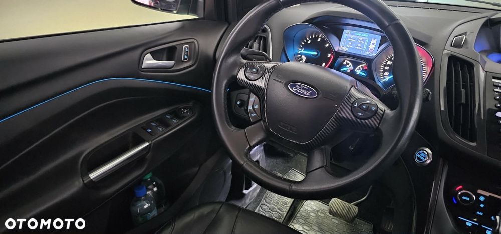 Ford Kuga - 6