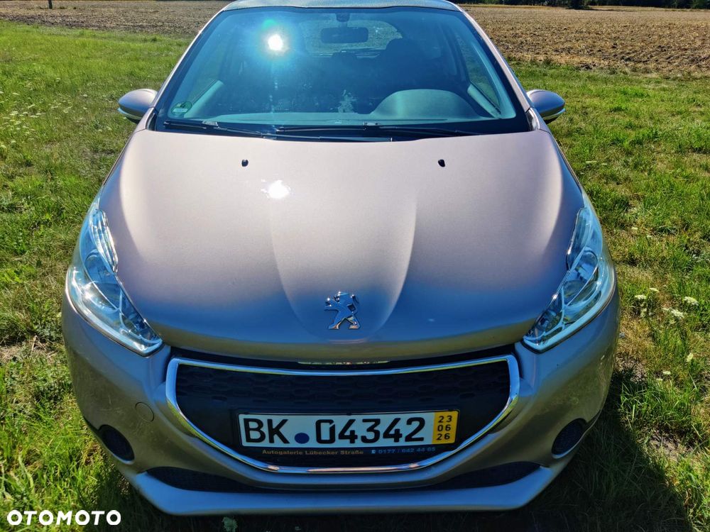 Peugeot 208 - 20