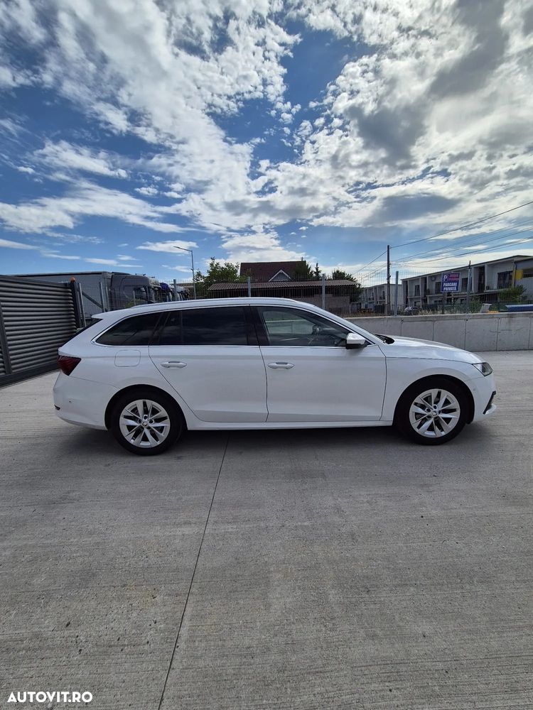 Skoda Octavia Combi Diesel 2.0 TDI Ambition - 7