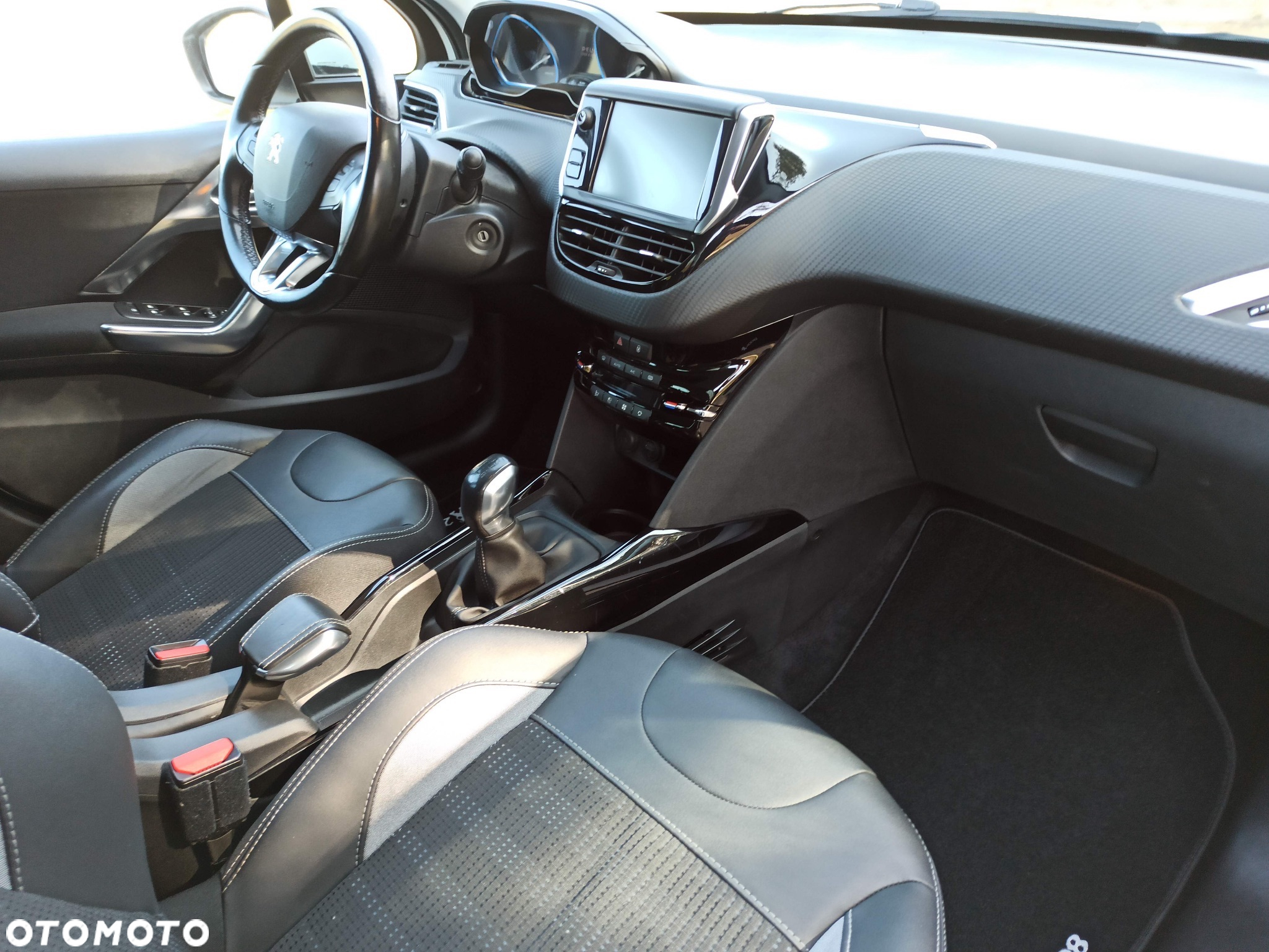 Peugeot 2008 1.2 Pure Tech Access - 13