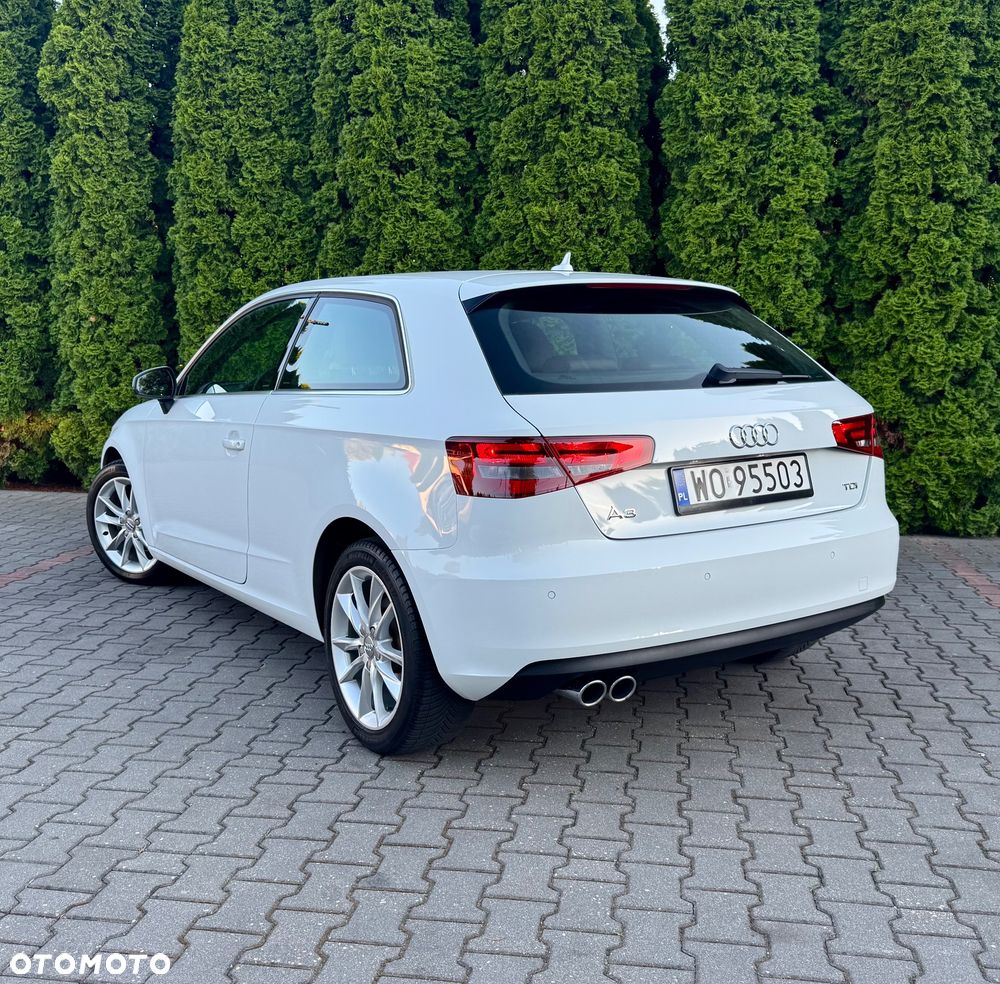 Audi A3 3-drzwiowe 2.0 TDI design - 2