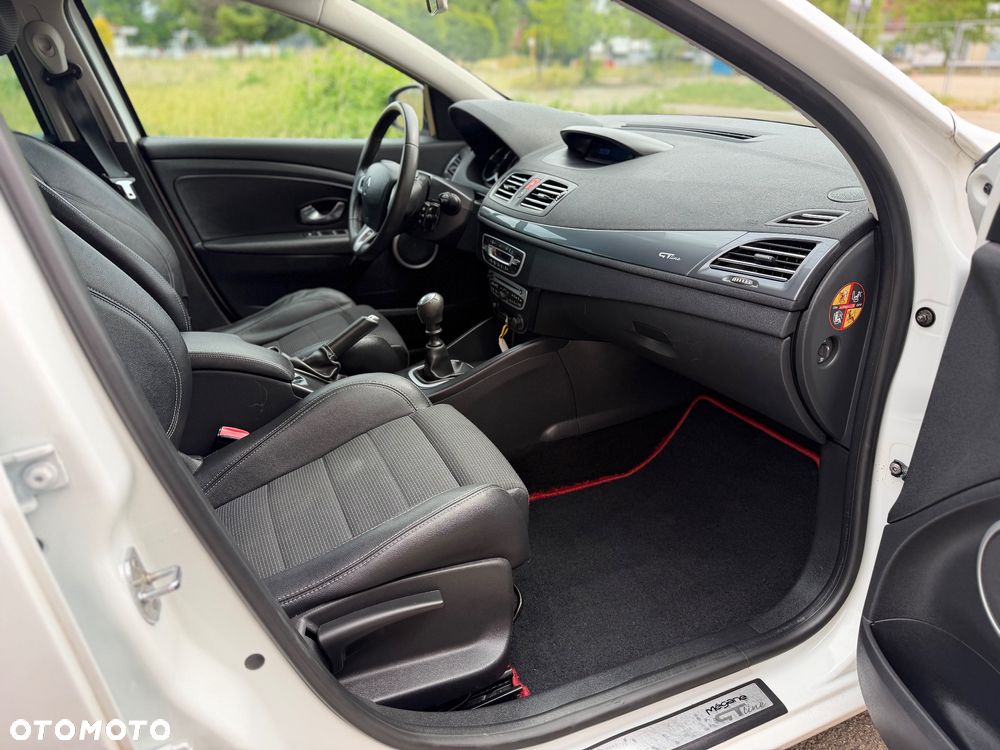 Renault Megane TCe 130 Luxe - 24
