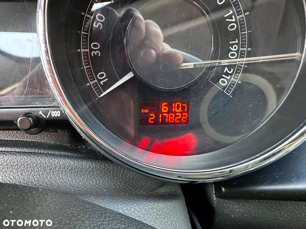Peugeot 3008 2.0 HDi HYbrid4 - 18