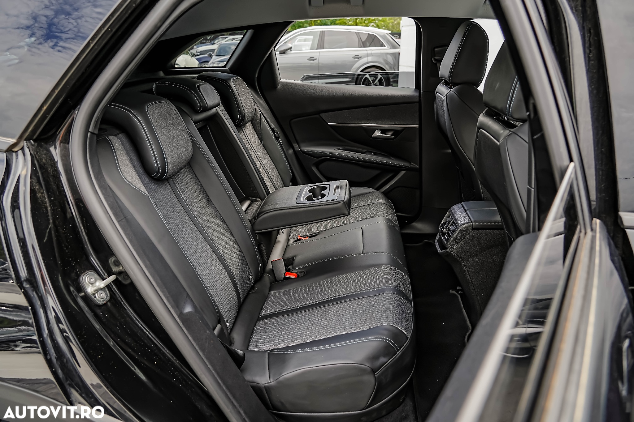 Peugeot 3008 PHEV EAT8 Allure - 19