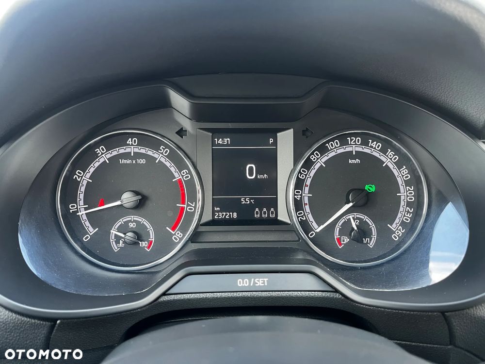 Skoda Octavia 1.8 TSI 4x4 Ambition DSG - 2