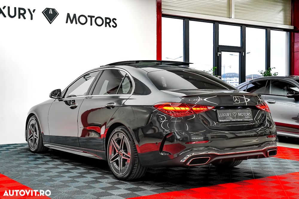 Mercedes-Benz C 200 4Matic 9G-TRONIC Edition AMG Line - 11