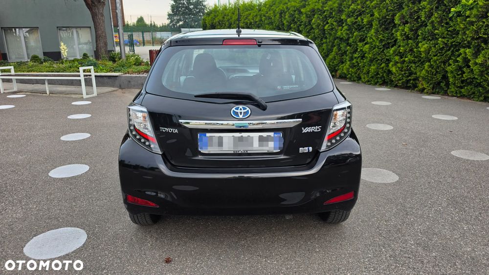 Toyota Yaris - 32