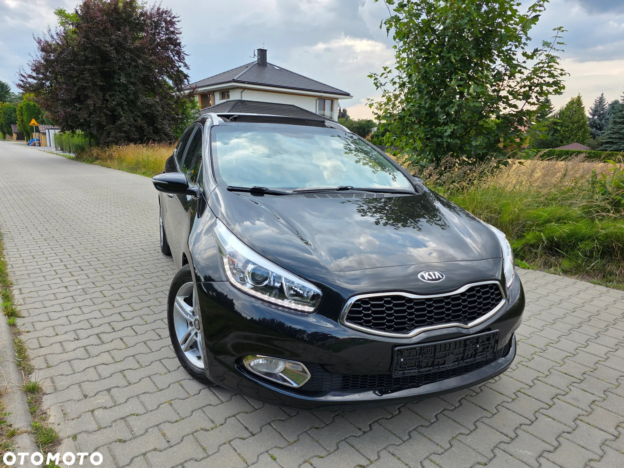 Kia Ceed 1.6 GDI Fifa World Cup Edition - 24