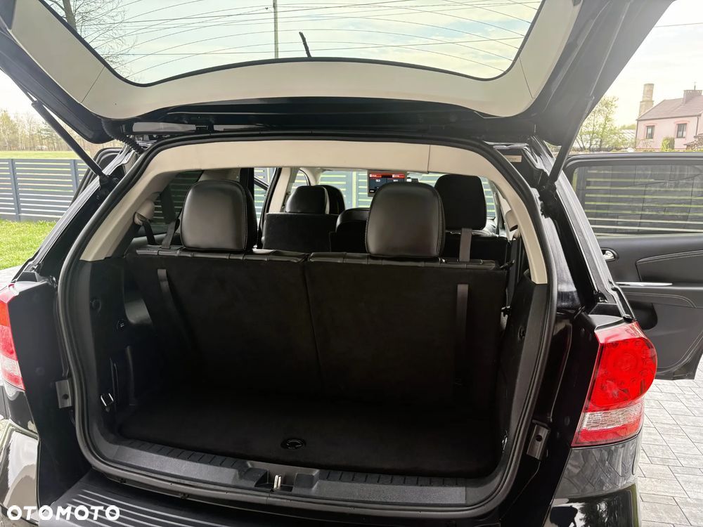 Dodge Journey ver-2-7-v6-r-t - 29