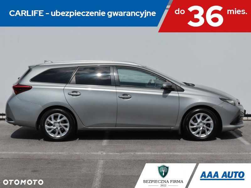 Toyota Auris - 8