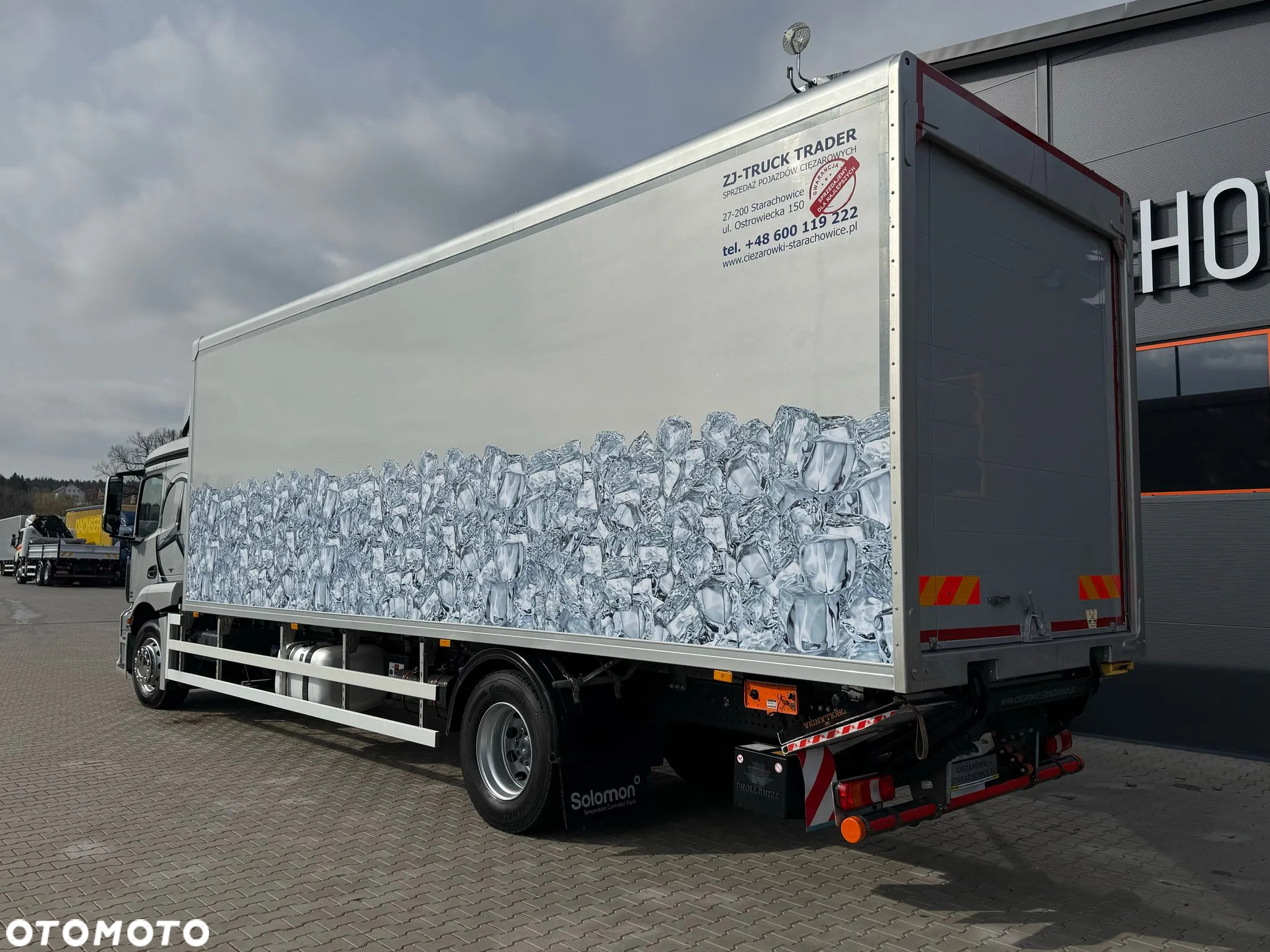 Mercedes-Benz Actros 1824 // E6 // sypialka // chłodnia 20 Epal // winda // 4x2 - 4