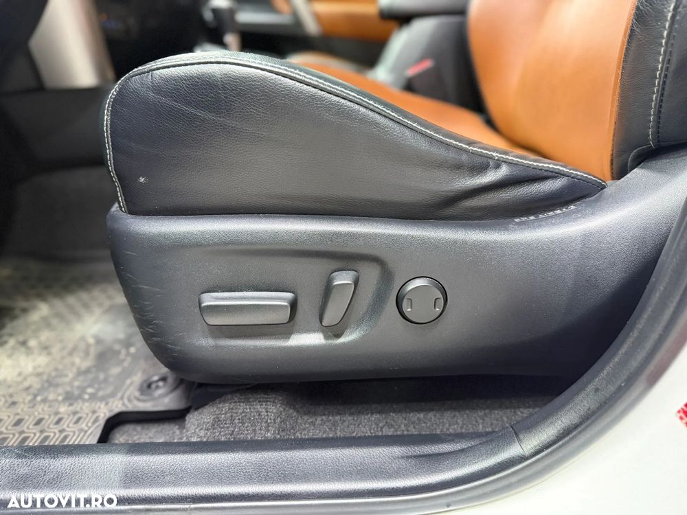 Toyota RAV4 2.5 VVT-i 4x4 Luxury - 21