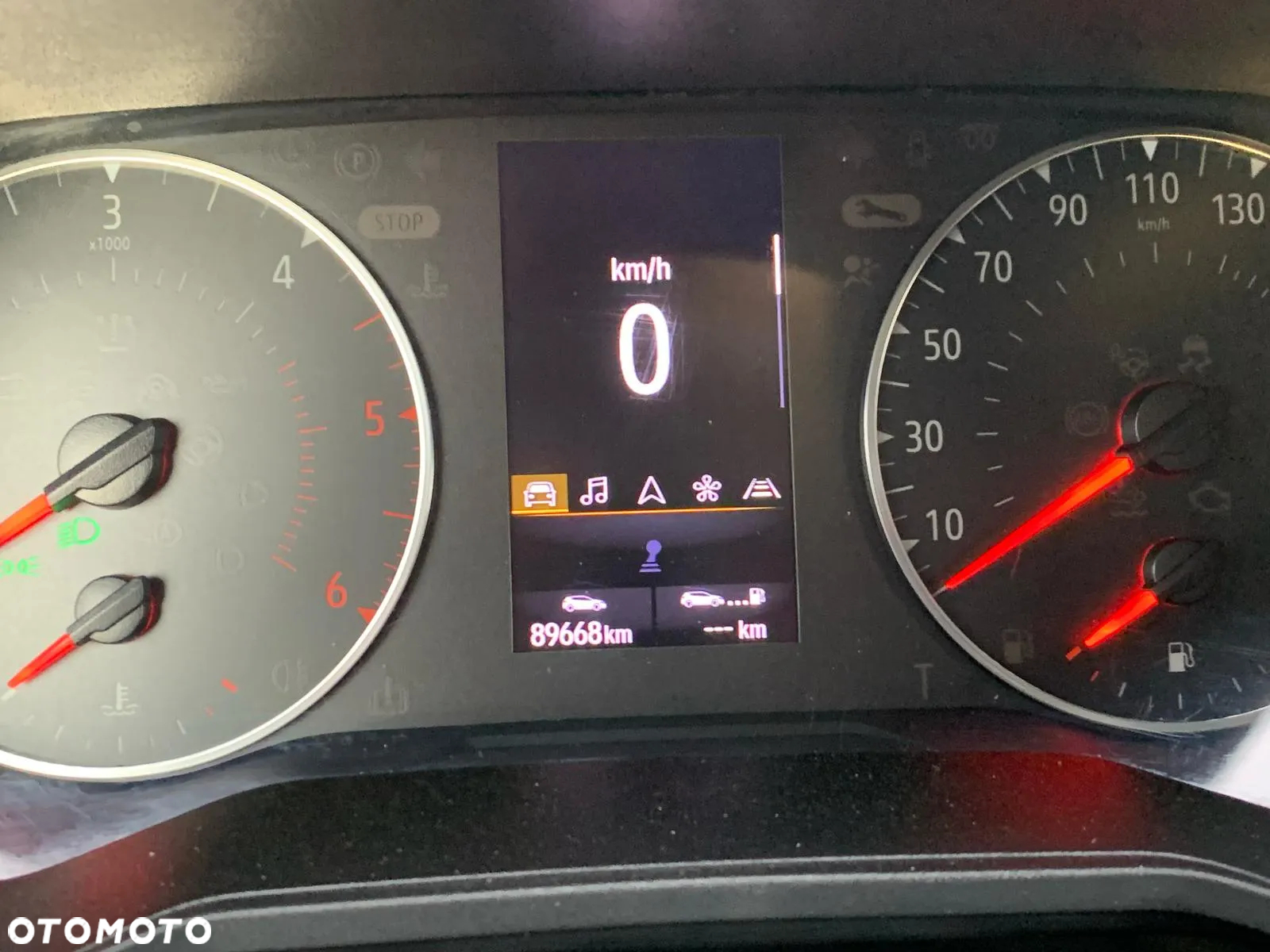 Renault Clio BLUE dCi 85 EXPERIENCE - 13