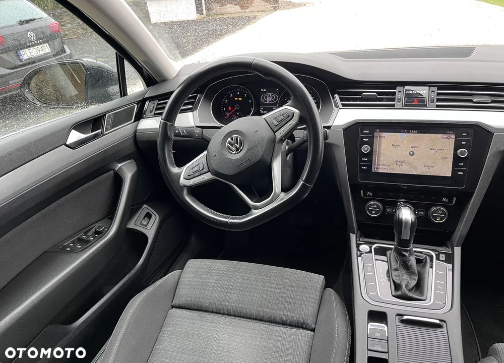 Volkswagen Passat 2.0 TSI Business DSG - 12