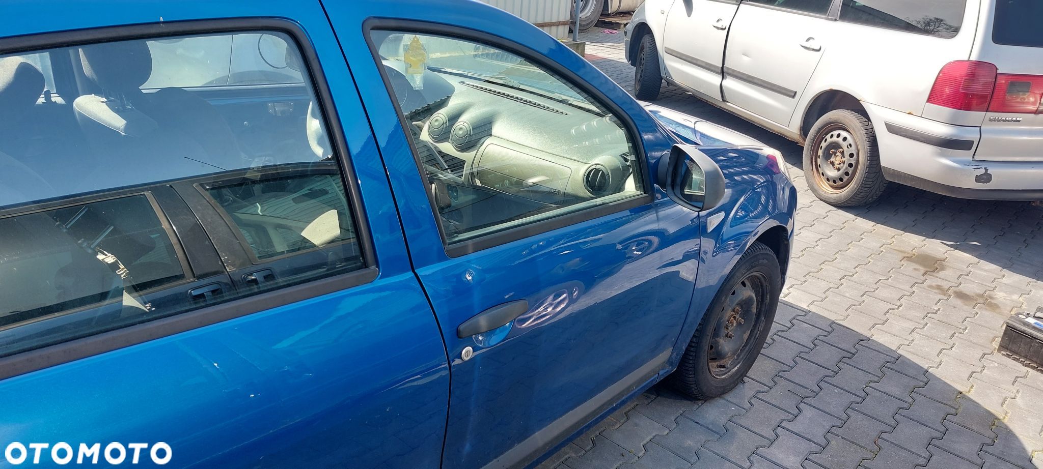 DRZWI KOMPLETNE PRAWY PRZÓD DACIA SANDERO I TERNA 5D - 1