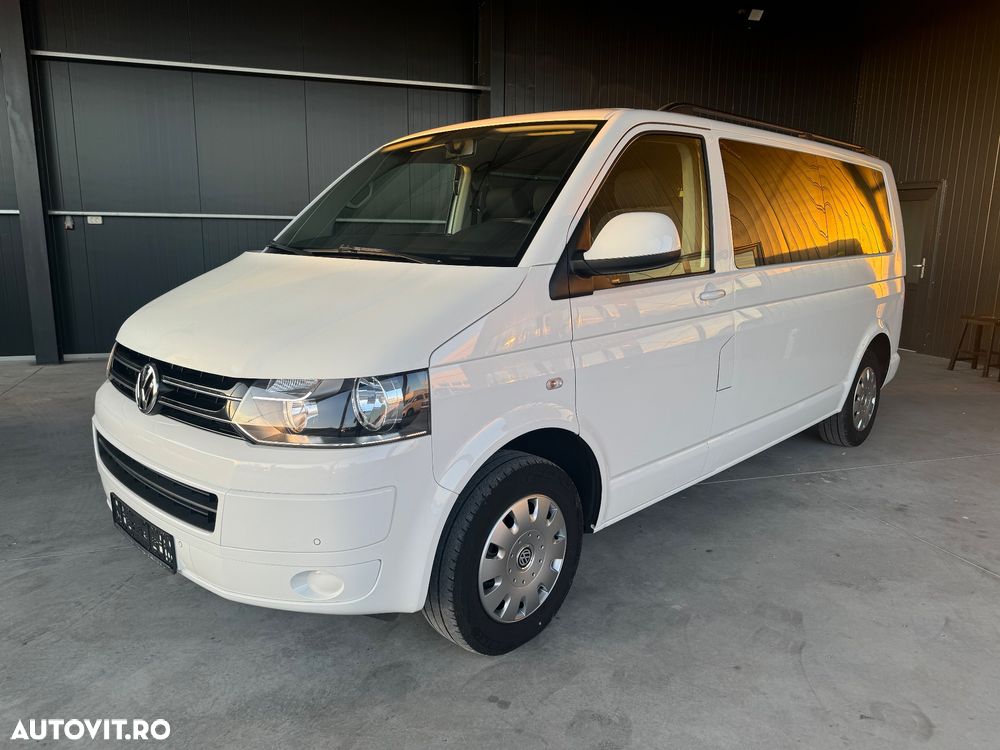Volkswagen Caravelle - 1