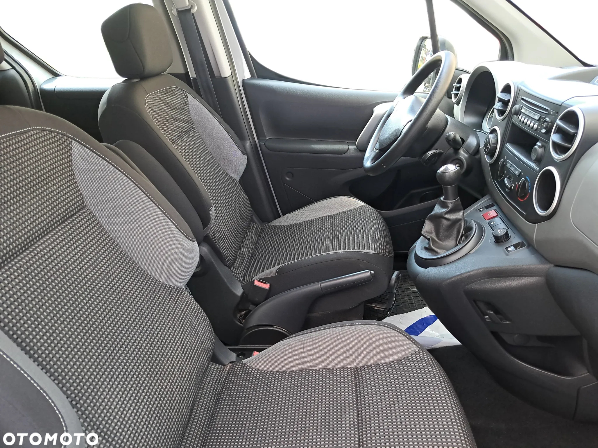 Peugeot Partner 1.6 BlueHDi Outdoor - 12