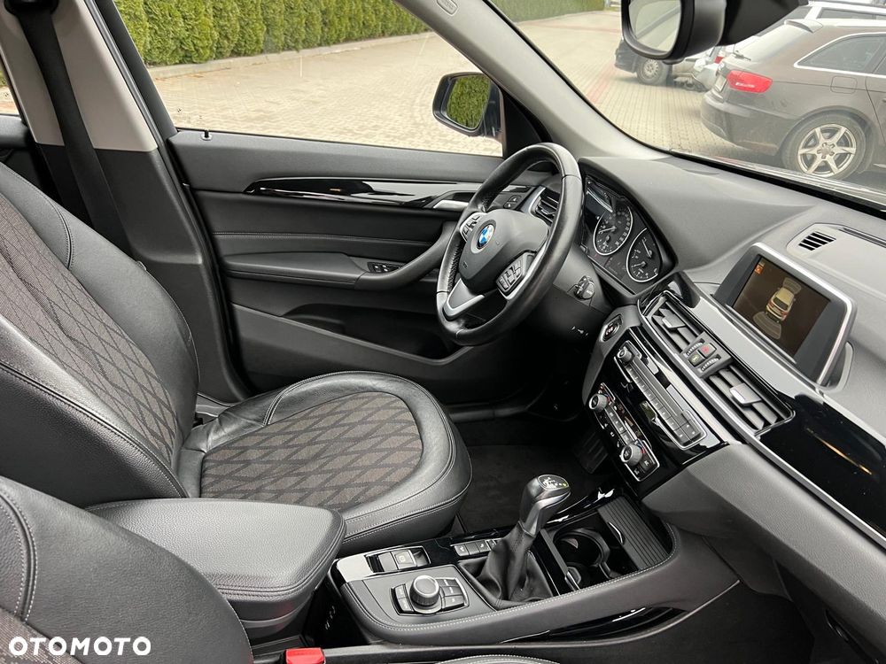 BMW X1 xDrive25d Advantage - 13