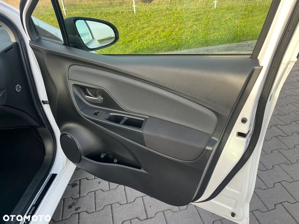 Toyota Yaris - 19