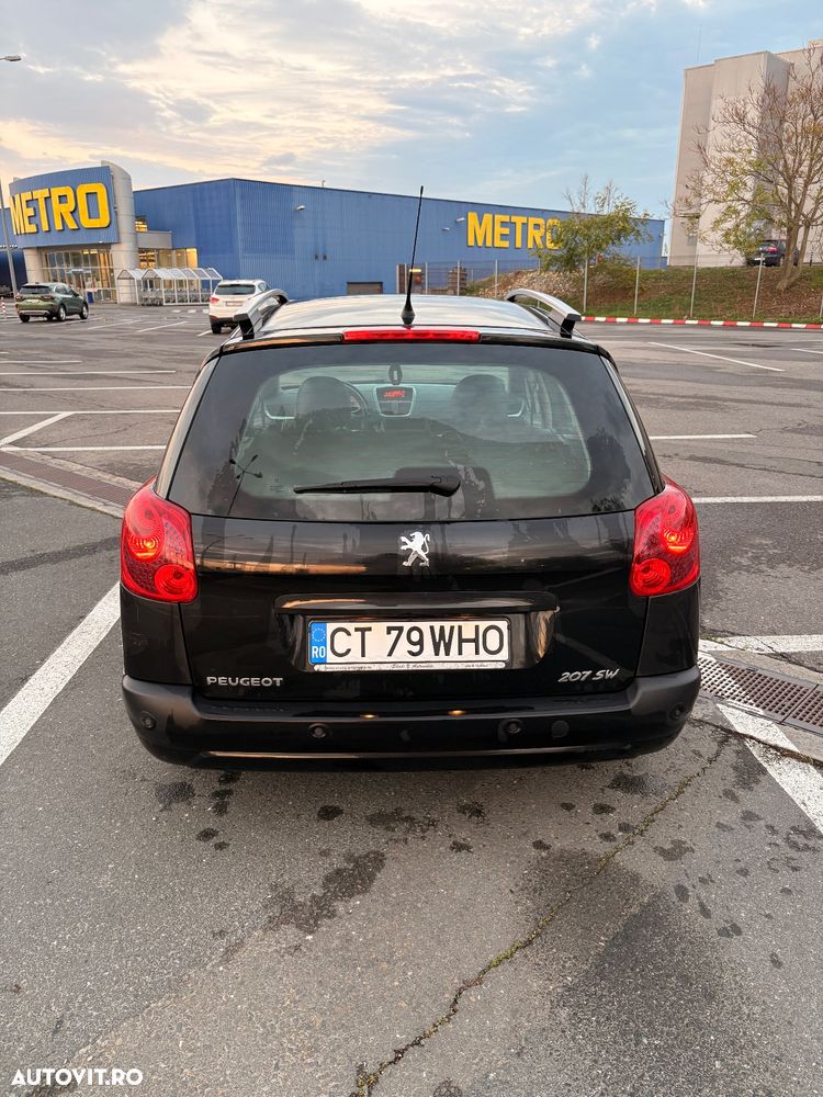 Peugeot 207 - 4