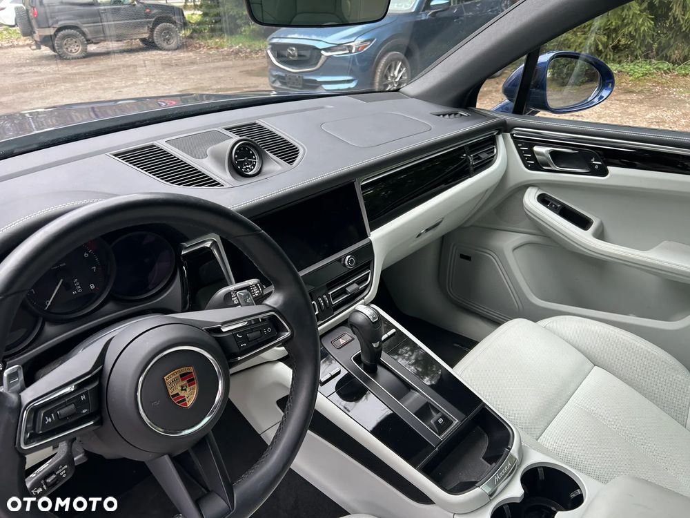 Porsche Macan Standard - 10