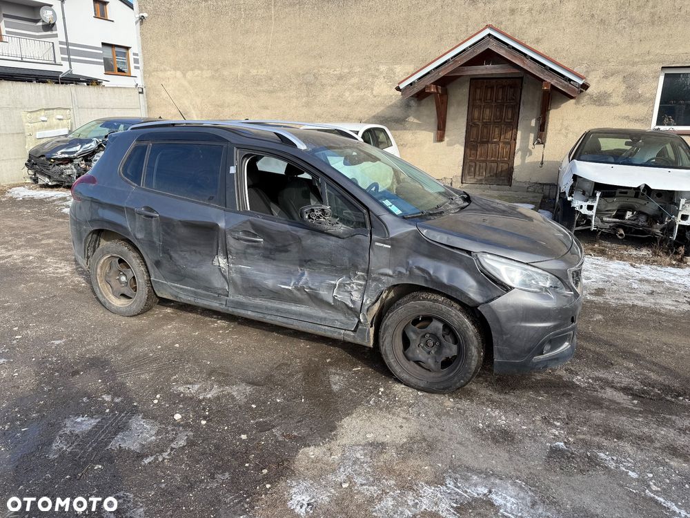 Peugeot 2008 - 6